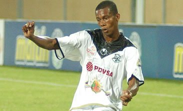 Jonathan Copete, el goleador que se vestirá de rojo.