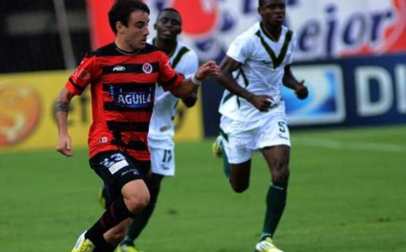 Emanuel Molina llega como refuerzo a Independiente Santa Fe